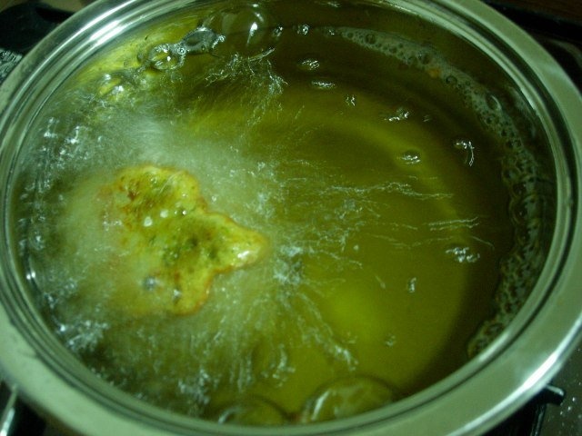 Conopida pane- specific tarilor arabe