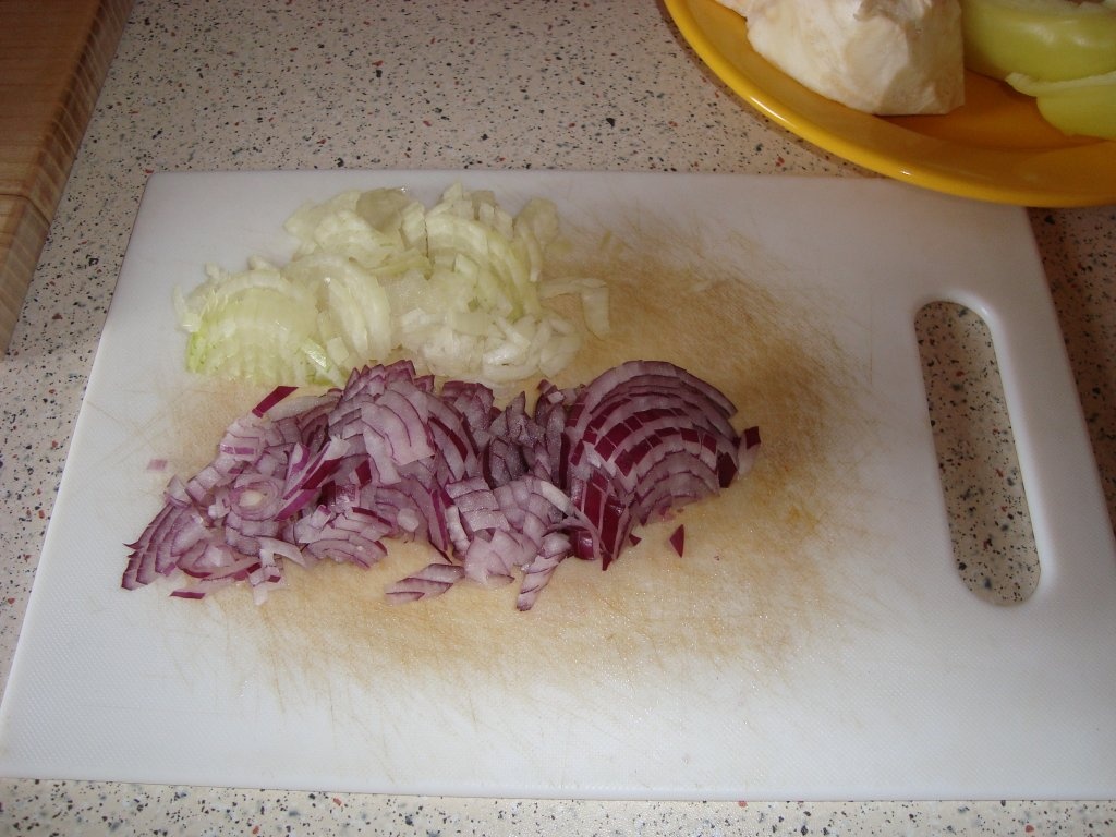 Spaghete cu sos de carne de vita