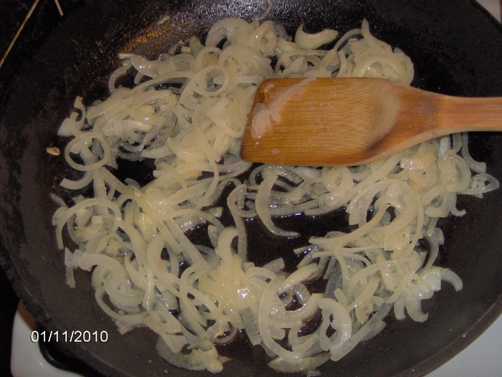 Tarta cu brinza si ceapa