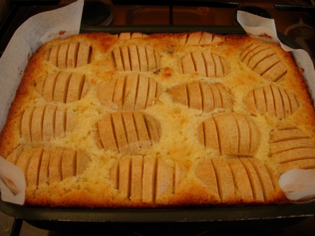 Tort de mere cu branza