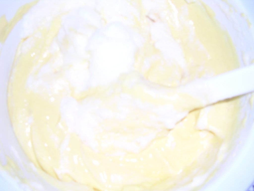 Tort cu crema de cafea