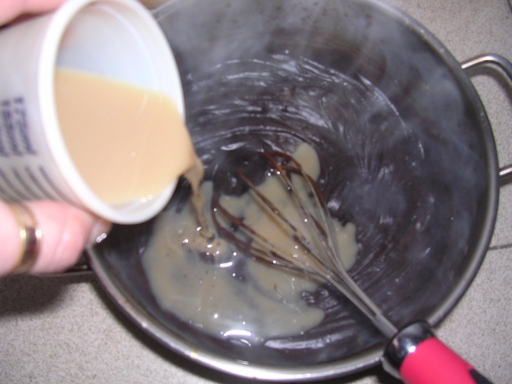 Tort cu crema de cafea