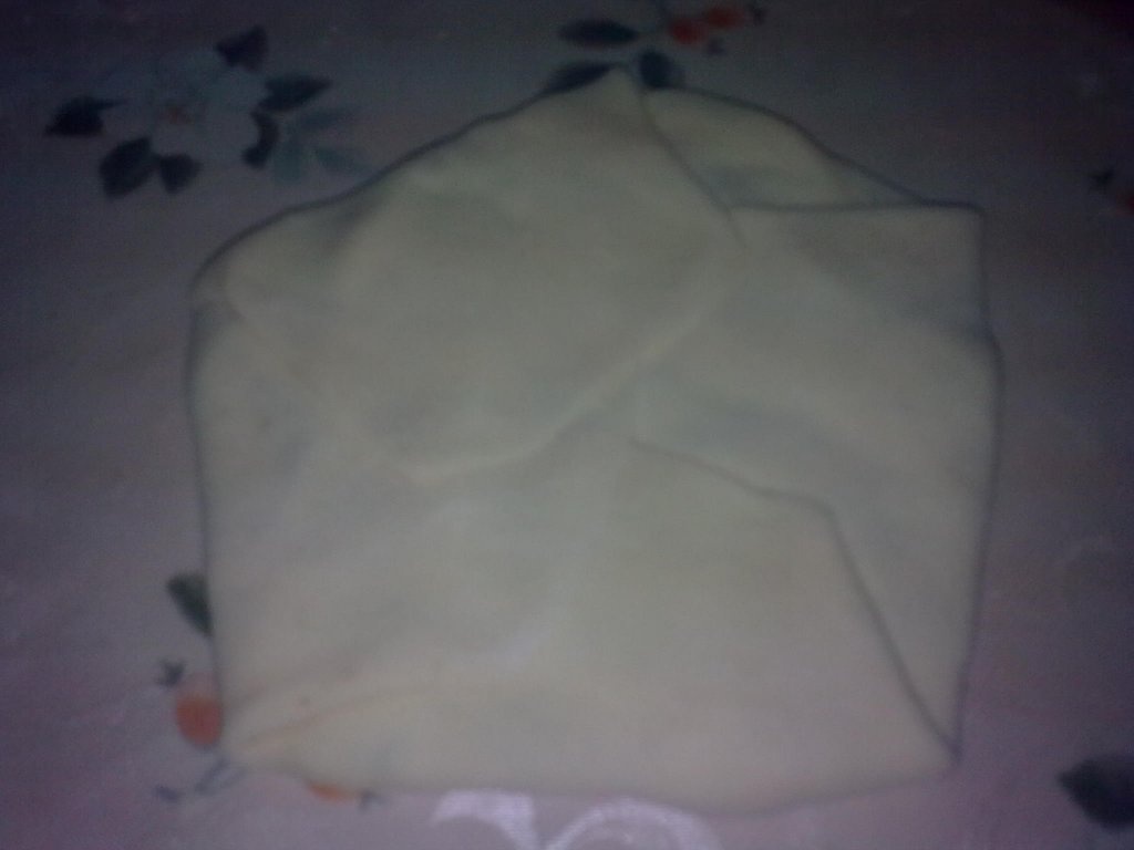 Placinte cu cartofi sau brinza "feta"