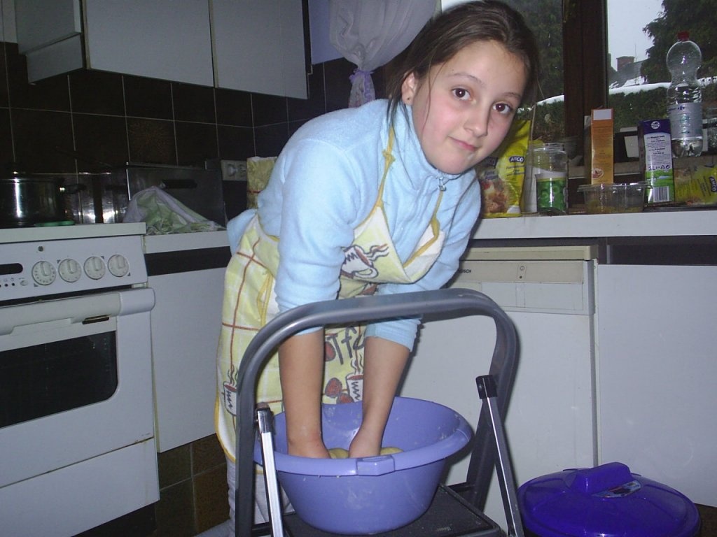 Caise( cu un craciunel de ajutor)