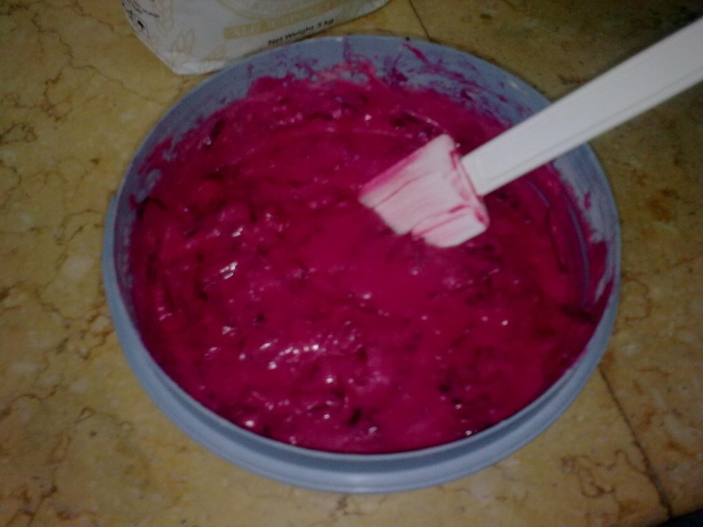 Torta de sfecla rosie