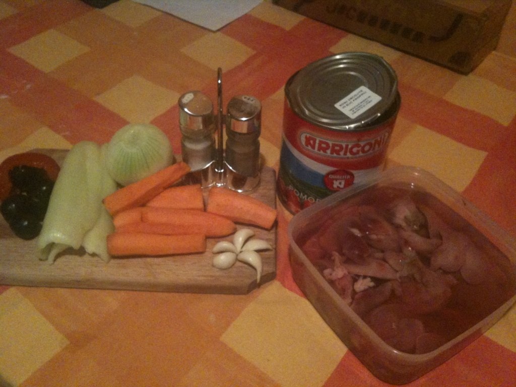 Ficatei de pui cu legume si masline ank