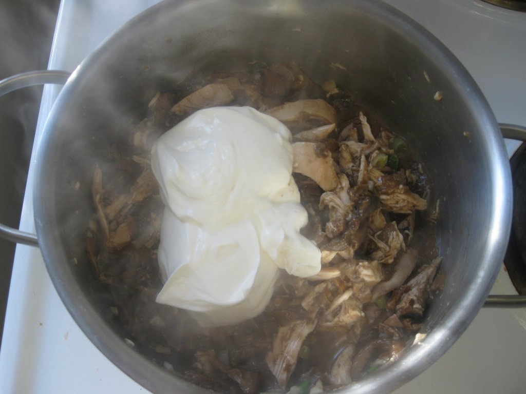 Penne cu piept de pui si ciuperci