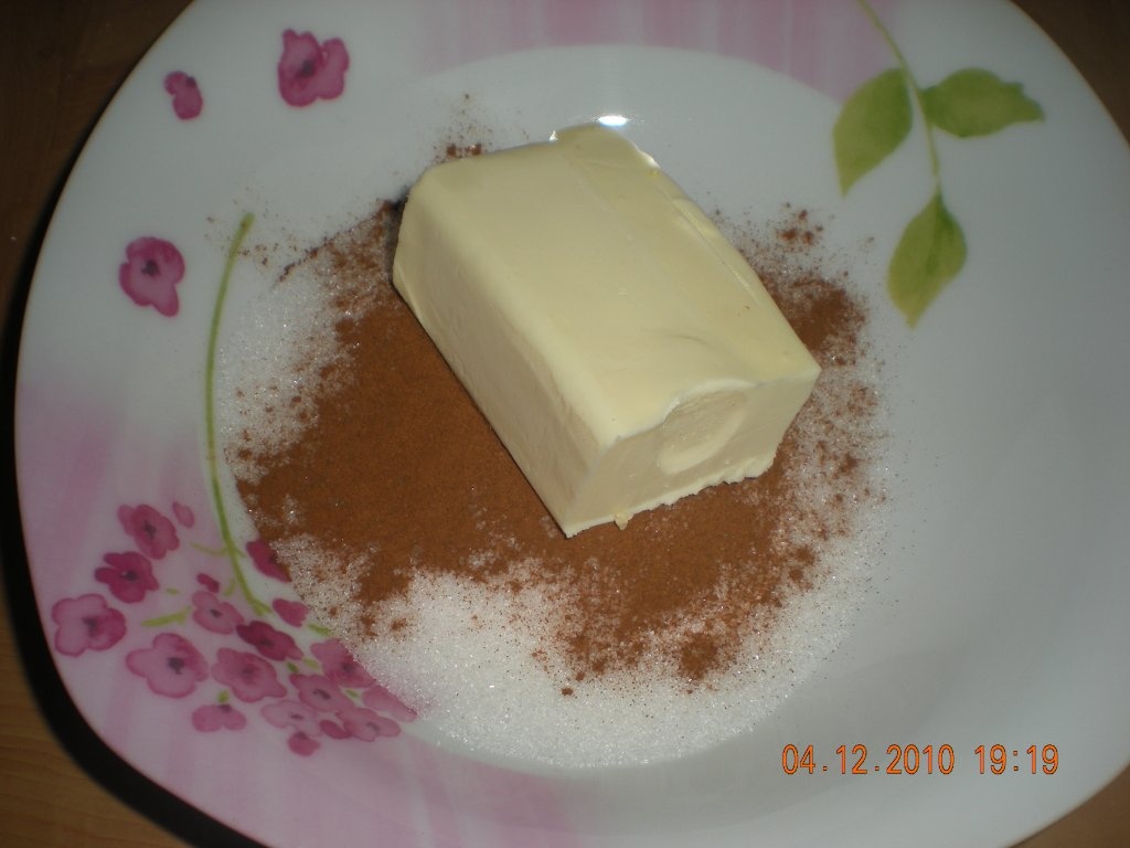 Cinnamon Rolls-Reteta Laurei Adamache