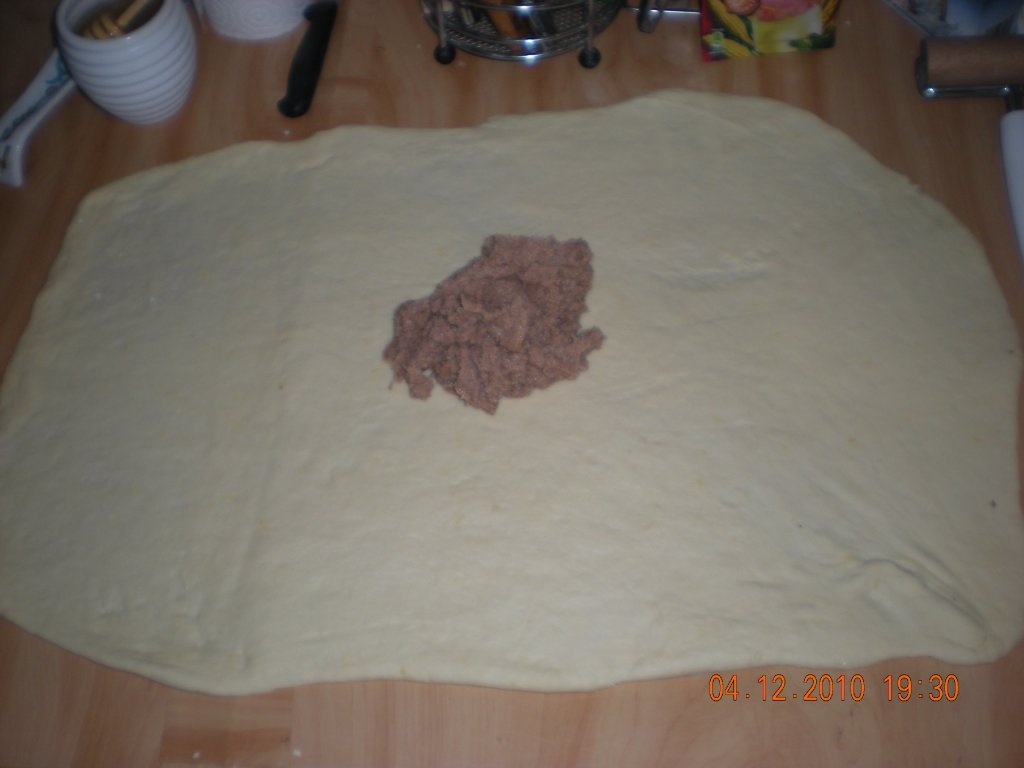 Cinnamon Rolls-Reteta Laurei Adamache