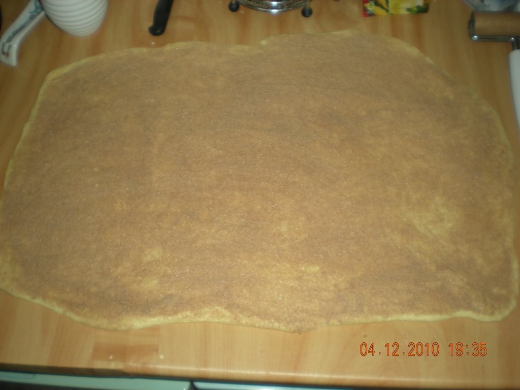 Cinnamon Rolls-Reteta Laurei Adamache