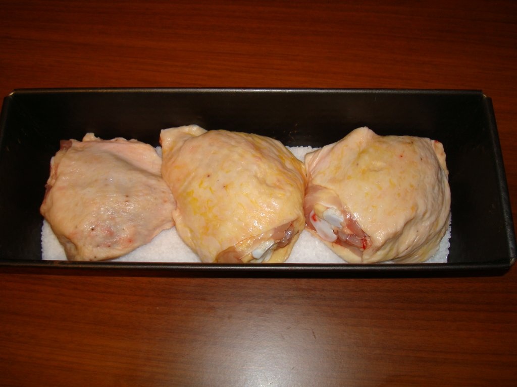 Pulpe de pui pe sare