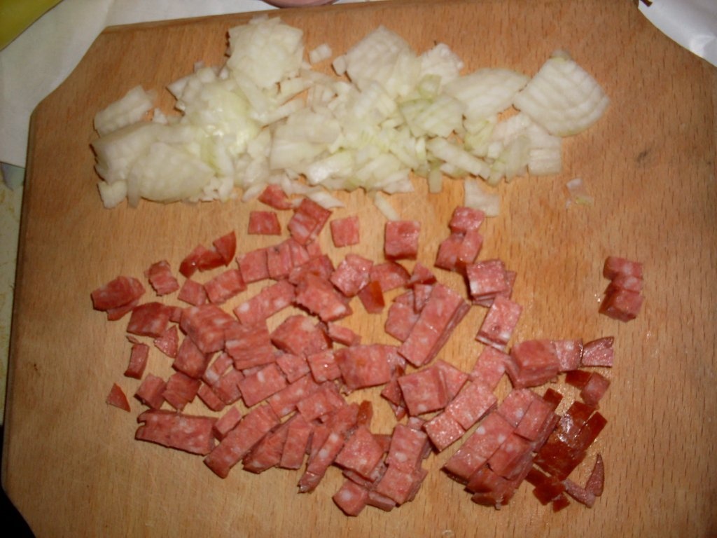 Pizza din paine feliata