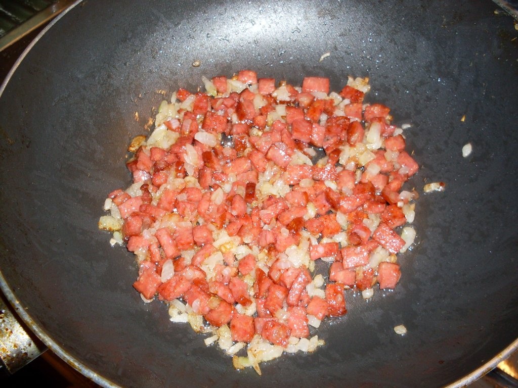 Pizza din paine feliata