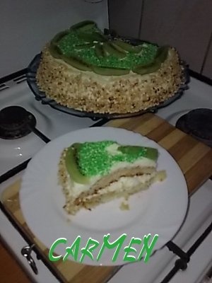 Tort kiwi cu crema de lamaie