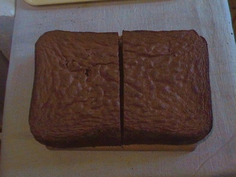 Idee pentru tort in forma de carte