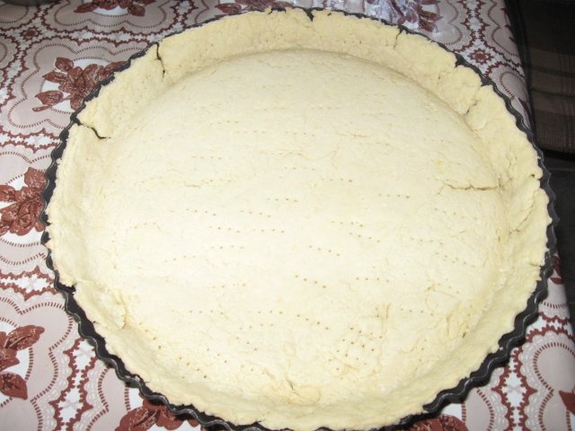 Specialitatea casei Tarta cu fructe de padure