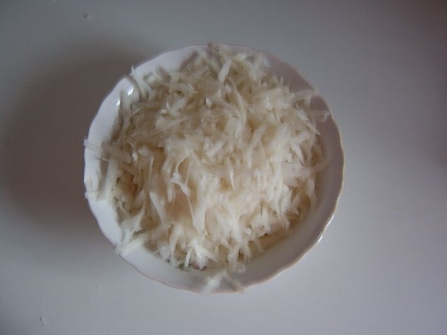 Salata de ridichie neagra