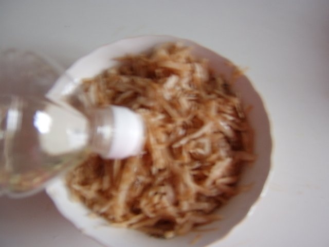 Salata de ridichie neagra