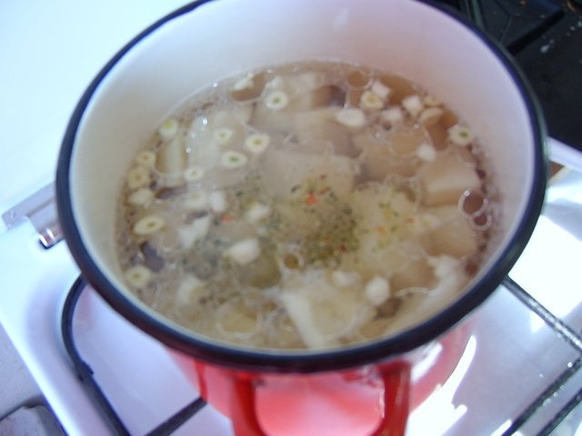 Snitel vienez cu piure de cartofi cu broccoli