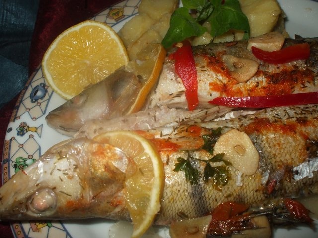 Salau cu fructe la cuptor