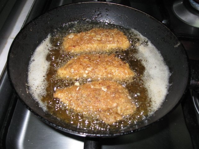 Crochete crocante din piept de pui