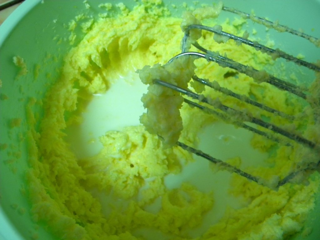 Guguluf cu cacao si ciocolata