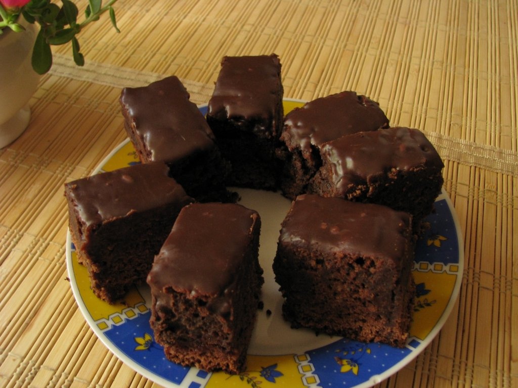 Negresa cu glazura de ciocolata