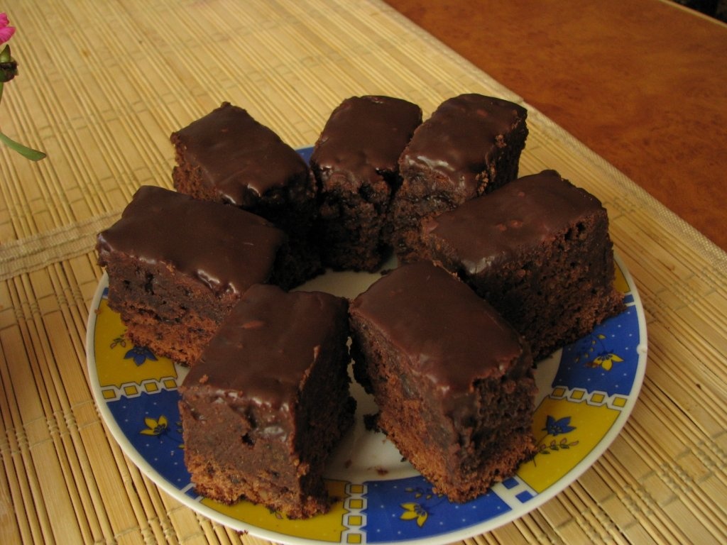 Negresa cu glazura de ciocolata