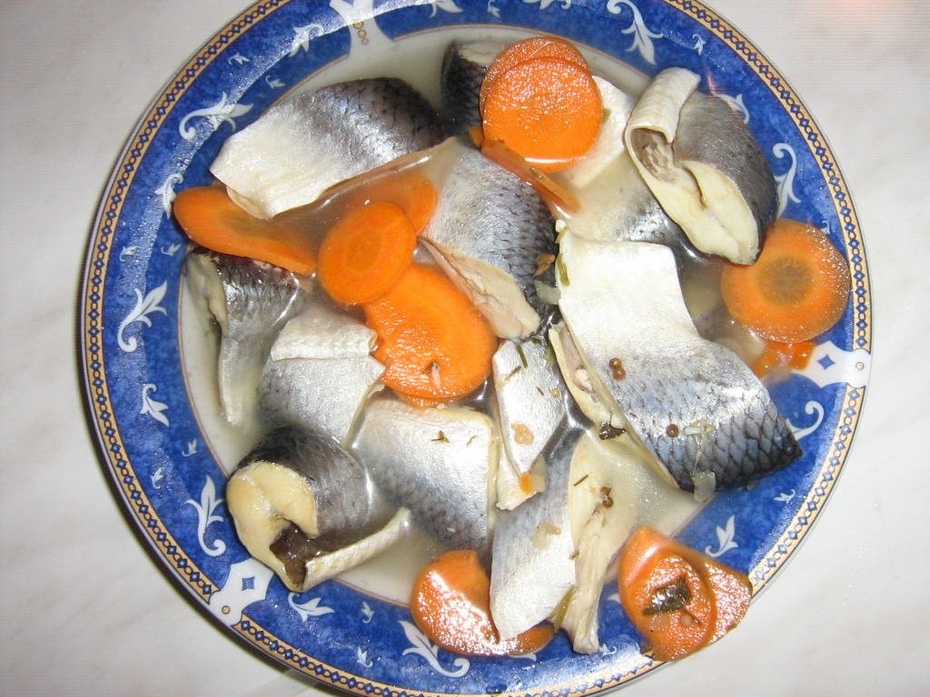 Hering marinat. Reteta simpla de conserva de peste facuta in casa