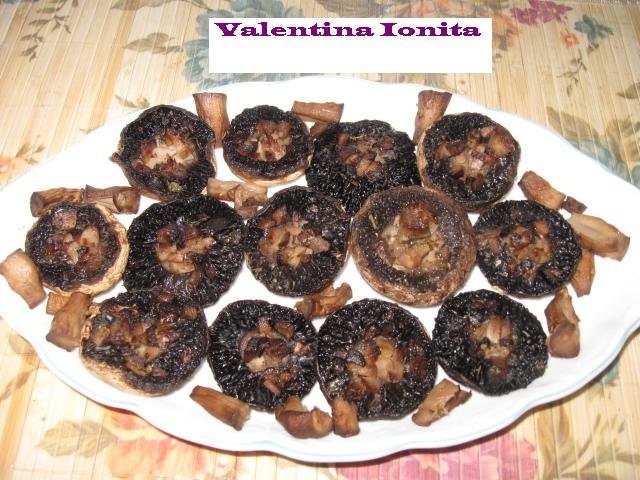 Ciuperci coapte la grill