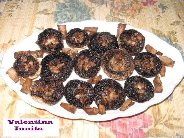 Ciuperci coapte la grill