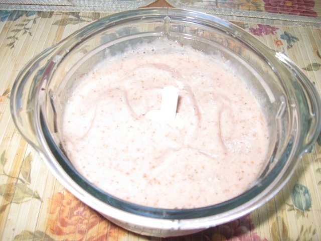 Pere umplute cu inghetata