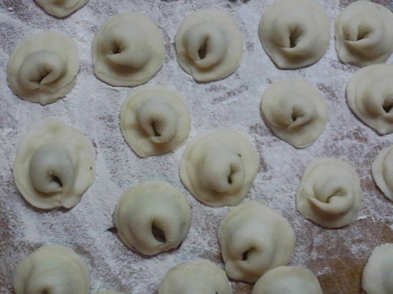 Torttelini cu unt si smantana