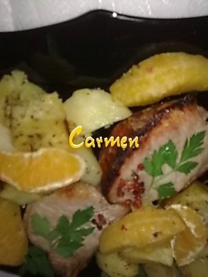 Cotlete de porc cu felioare de portocale