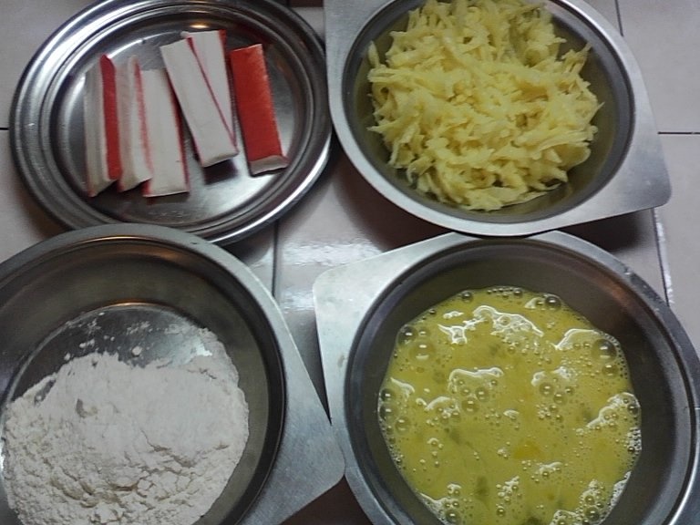 Surimi in crusta de cartof