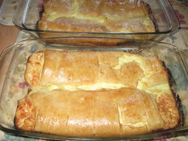 Placinta rulata cu branza si Turta in foi