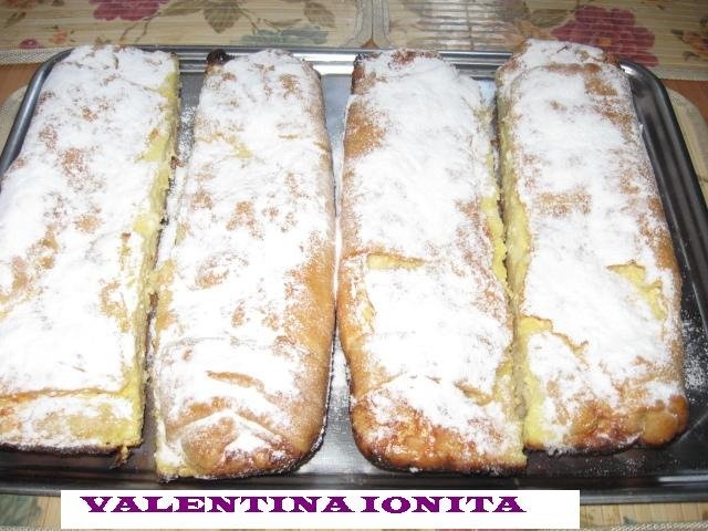 Placinta rulata cu branza si Turta in foi