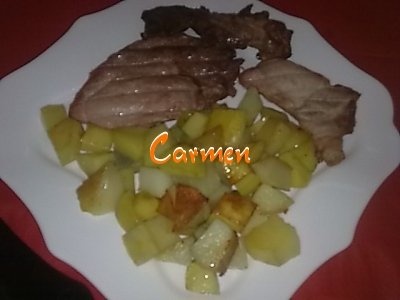 Friptura de porc cu cartofi prajiti