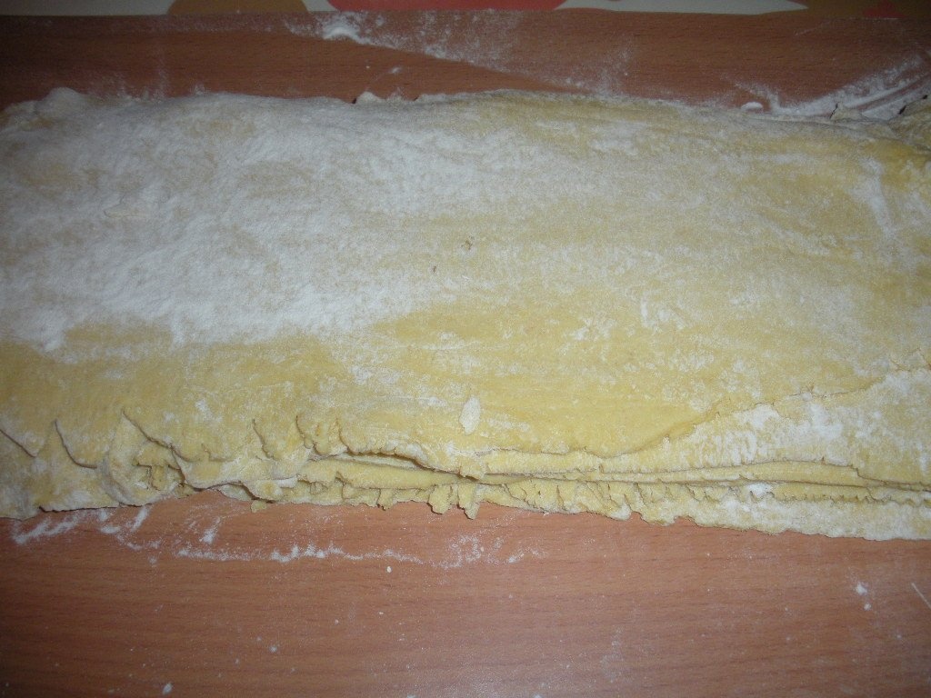 Ravioli  cu umplutura de  peste