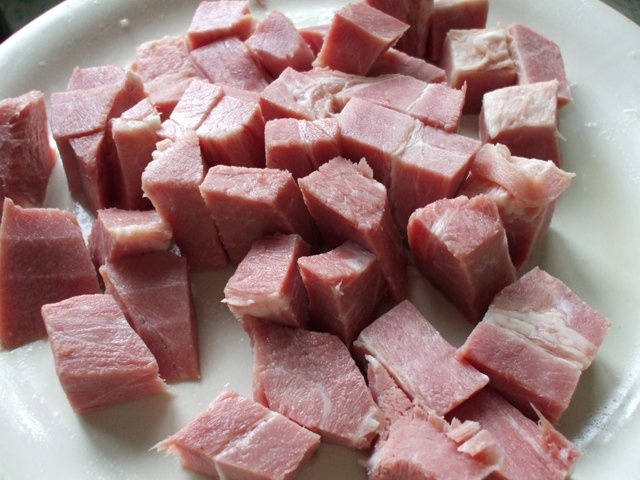 Bors taranesc cu carne afumata