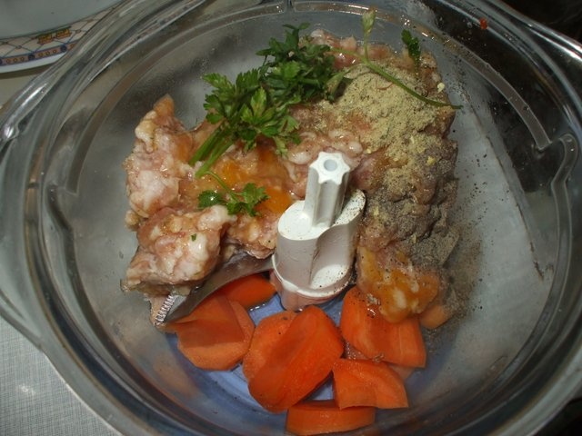 Supa crema de ciuperci cu perisoare