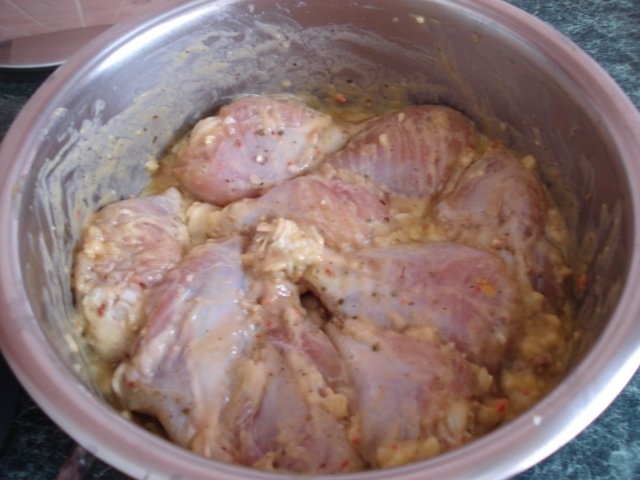 Pulpe de pui pe sare