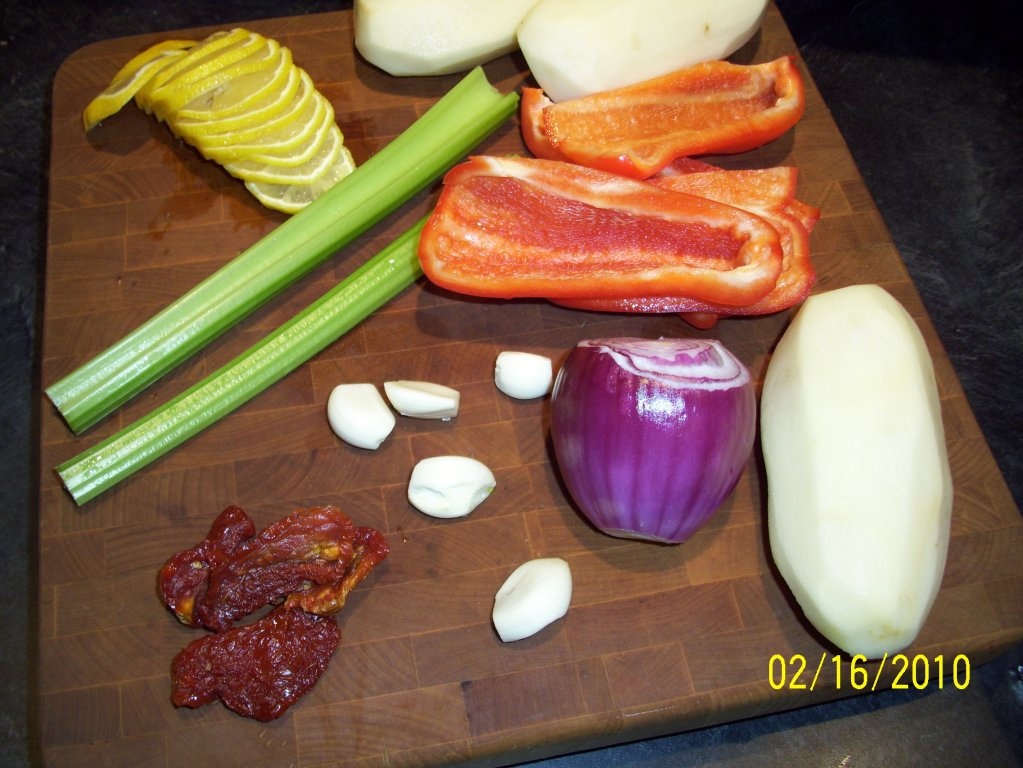 Pui cu carnat piscacios la slowcooker(oala de gatit incet)