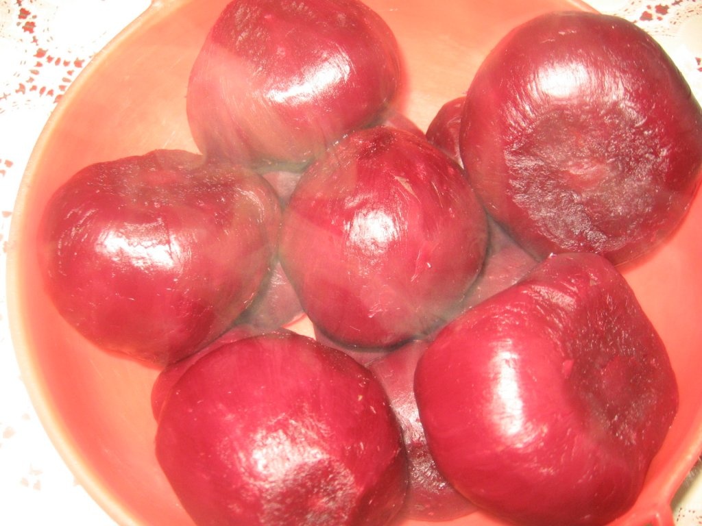 Salata de sfecla rosie