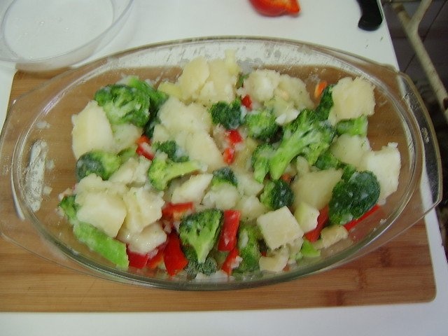Cartofi cu broccoli si iaurt