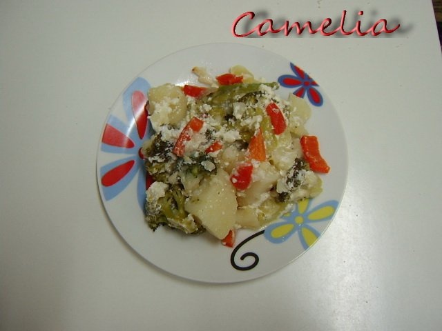 Cartofi cu broccoli si iaurt