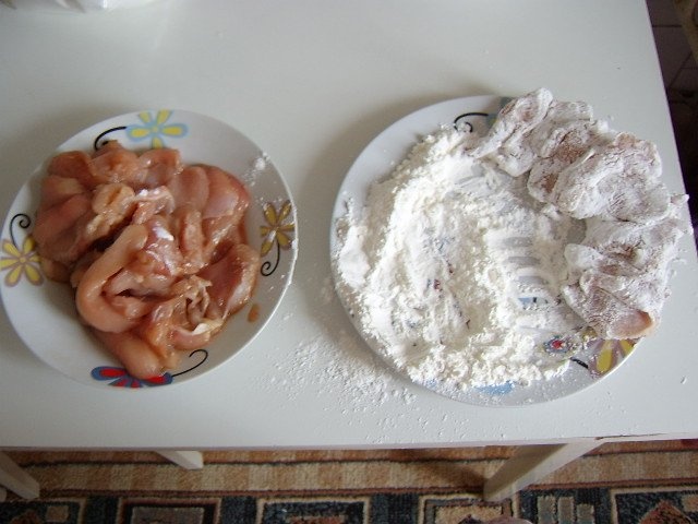 Pui cu ananas si Rizi-bizi