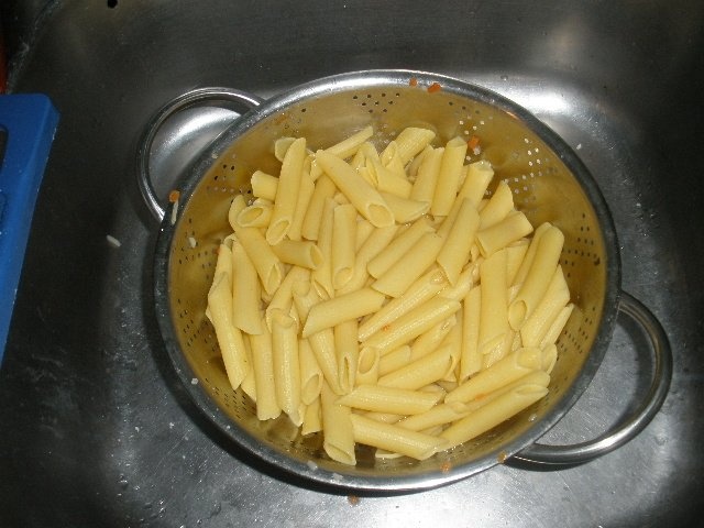 Penne Carbonara rețetă cu smântână