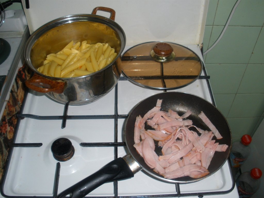 Penne Carbonara rețetă cu smântână