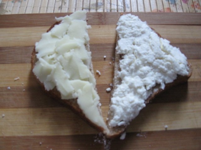 Sos de rosii cu busuioc